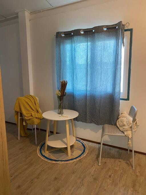 Kapila -cozy Two Bedrooms Beach House
